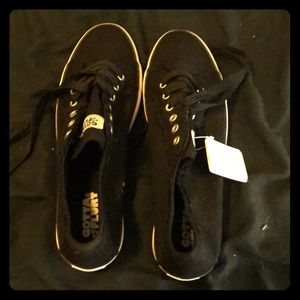 Black & White Casual Sneaks-NEVER WORN